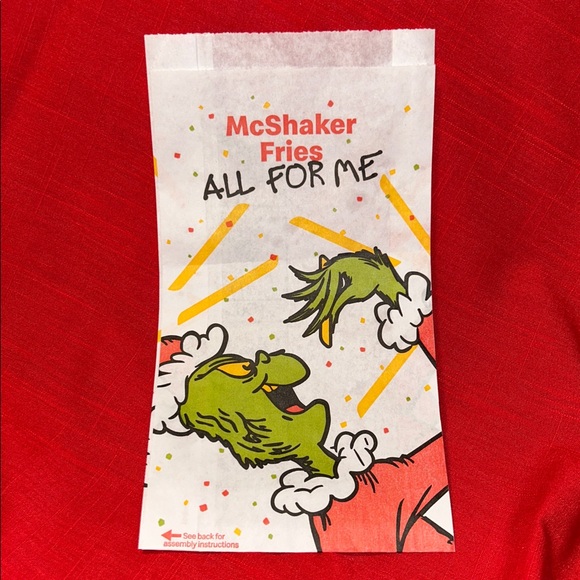 Nwot McDonald’s The Grinch Meal Green The Grinch Was Here Socks and Shaker Bag - Picture 6 of 7